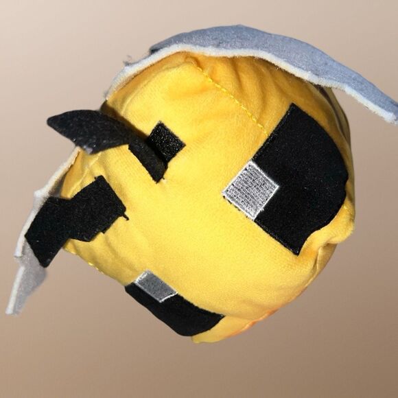 Minecraft Bee Plush Black & Yellow Wings 6” - Picture 7 of 7